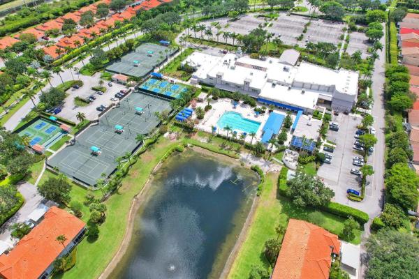 Palm Isles, 7354 Lake Meadow Way #202, Boynton Beach, Florida 33437, image 2