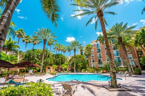 The Courtyards In CityPlace, 780 S Sapodilla Ave #206, West Palm Beach, Florida 33401, image 2