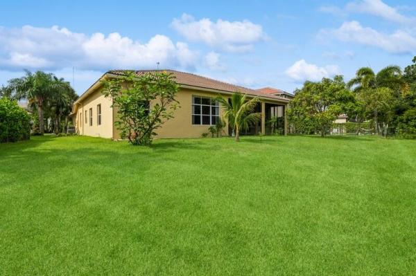 Fieldstone, 10207 Cypress Lakes Preserve Dr, Lake Worth, Florida 33449, image 2