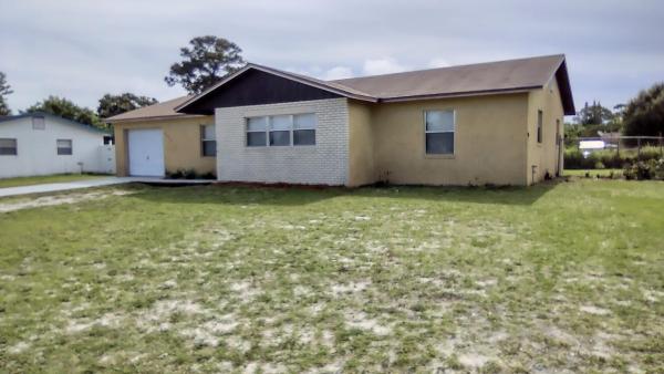 San Lucie Plaza, 2540 Mohawk Ave, Fort Pierce, Florida 34946, image 1