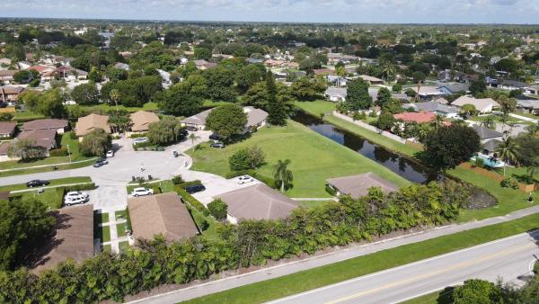 South Shore Of Wellington, 1112 White Pine Dr, Wellington, Florida 33414, image 1