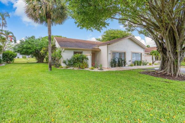 Lago Del Rey, 844 Lago Rd, Delray Beach, Florida 33445, image 1