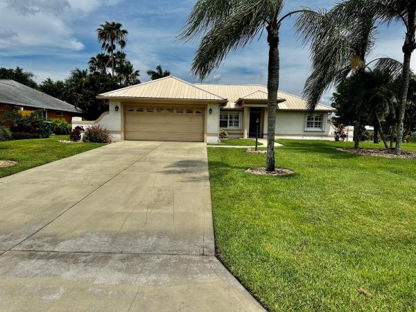 Blue Heron, 1425 SE 23rd St, Naples, Florida 34974, image 1