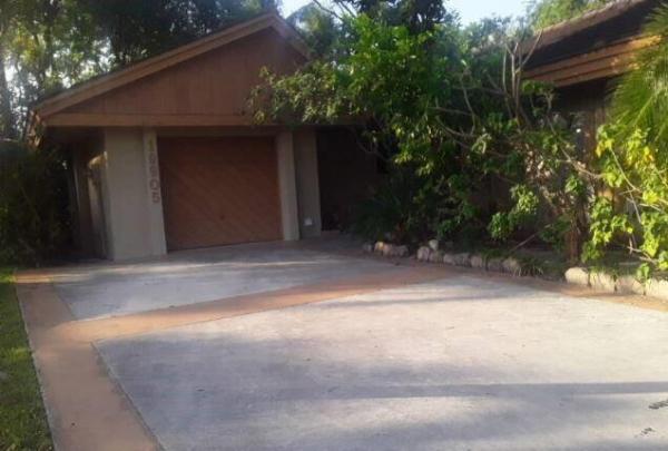Sky Lake Villas, 19905 NE 10th Place Way, Ives Estates, Florida 33179, image 1