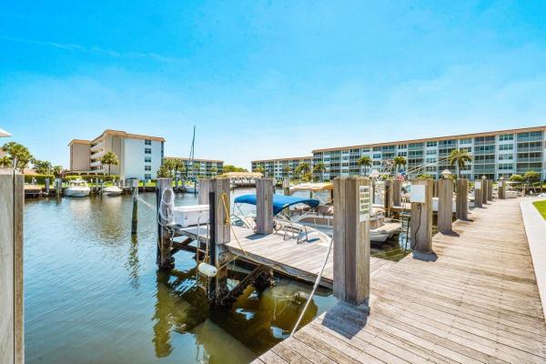 Tropic Bay, 930 Dogwood Dr #355, Delray Beach, Florida 33483, image 1