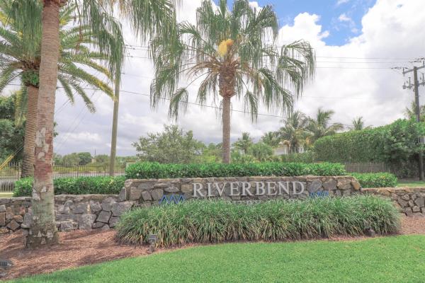 Riverbend Country Club, 18580 SE Wood Haven Ln #I, Jupiter, Florida 33469, image 1
