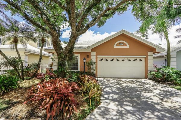 Canterbury, 231 Canterbury Dr, Palm Beach Gardens, Florida 33418, image 1