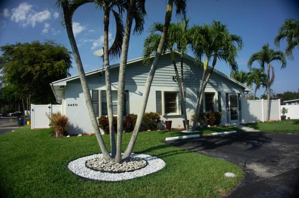 Walden Pond, 4450 Walden Cir, Lake Worth Beach, Florida 33463, image 1
