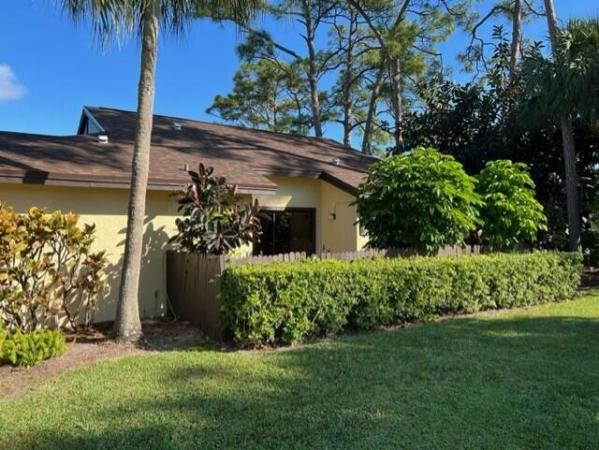 Eastpointe Country Club, 13296 Touchstone Ct, Palm Beach Gardens, Florida 33418, image 2