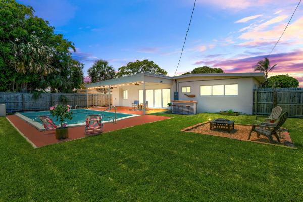 Kelsey City, 640 W Ilex Dr, Lake Park, Florida 33403, image 1