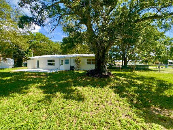 Palm Gardens, 361 Johnston St, Fort Pierce, Florida 34982, image 1