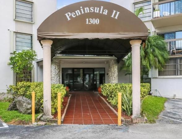 Peninsula At International Gardens, 1300 SW 122nd Ave #210-2, Tamiami, Florida 33184, image 1