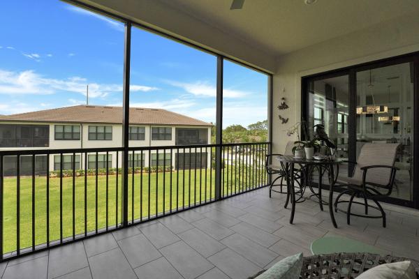 Boca Flores, 21912 Canadensis Cir #201, Boca Raton, Florida 33428, image 2