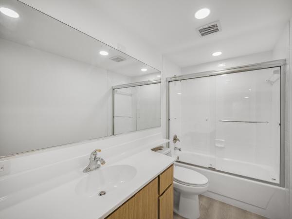 Village Of Sandalwood Lakes South, 5821 58th Way, West Palm Beach, Florida 33409, image 2