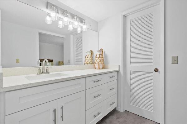 Lavers Resort & Racquet Club, 825 Egret Cir #102, Delray Beach, Florida 33444, image 2