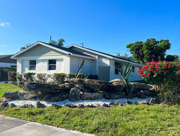 Royal Pines, 462 S Haverhill Rd, West Palm Beach, Florida 33415, image 1
