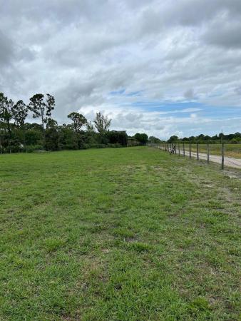 Palm Beach Country Estates, 15703 69th Dr N, Palm Beach Gardens, Florida 33418, image 2