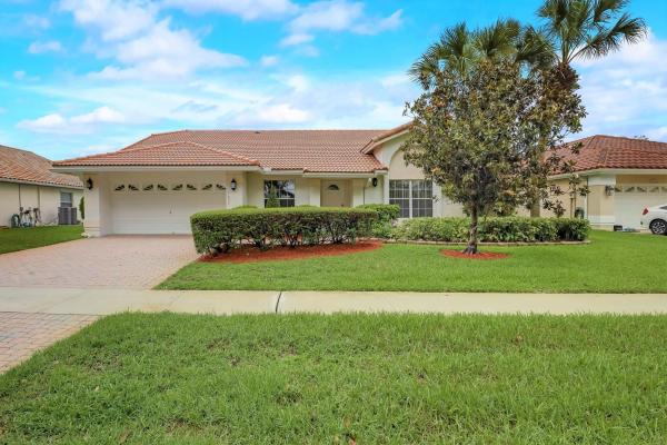 Chatsford Landing At Lake Charleston, 7637 Briar Cliff Cir, Lake Worth Beach, Florida 33467, image 1