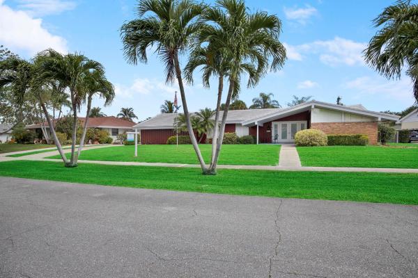 Country Club, 425 Privateer Rd, North Palm Beach, Florida 33408, image 1