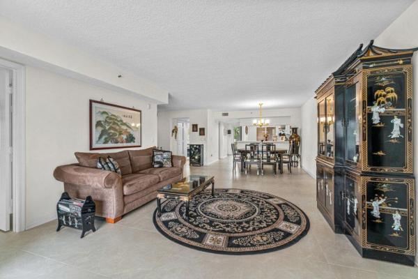 Coral Cove At Coral Lakes, 12547 Imperial Isle Dr #306, Boynton Beach, Florida 33437, image 1