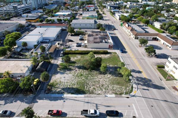 Lake Worth Town, 229 S Dixie Hwy, Lake Worth Beach, Florida 33460, image 1