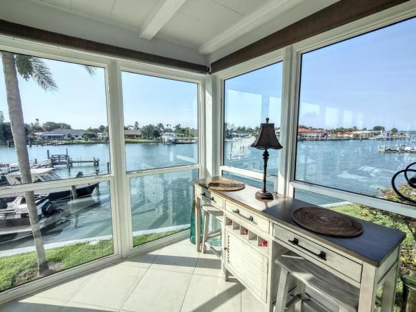 The Colonnades, 1351 Bayshore Dr #208, Fort Pierce, Florida 34949, image 1