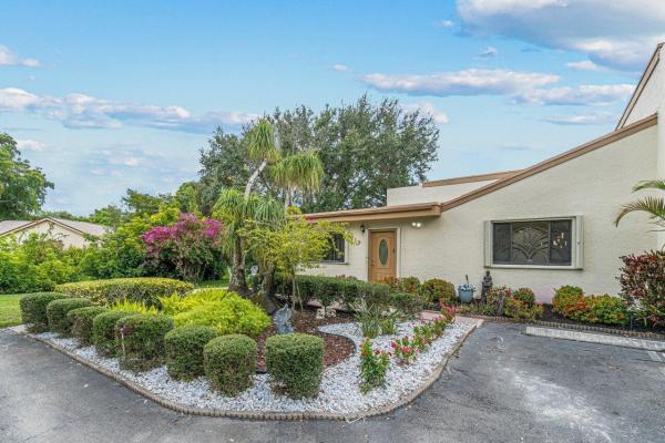 Rainberry Bay, 719 NW 25th Ave, Delray Beach, Florida 33445, image 2