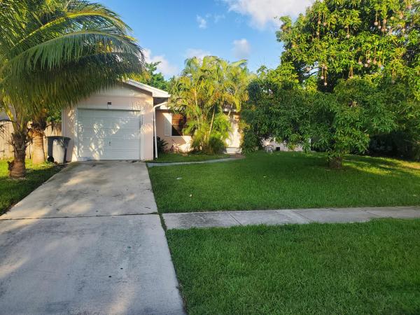 Sunny Hills Homesites, 7226 San Castle Blvd, Lake Worth, Florida 33462, image 1