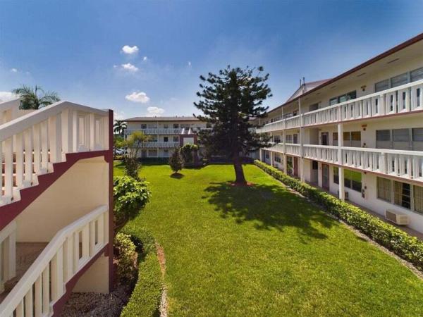 Fanshaw At Century Village, 524 Fanshaw M, Boca Raton, Florida 33434, image 1