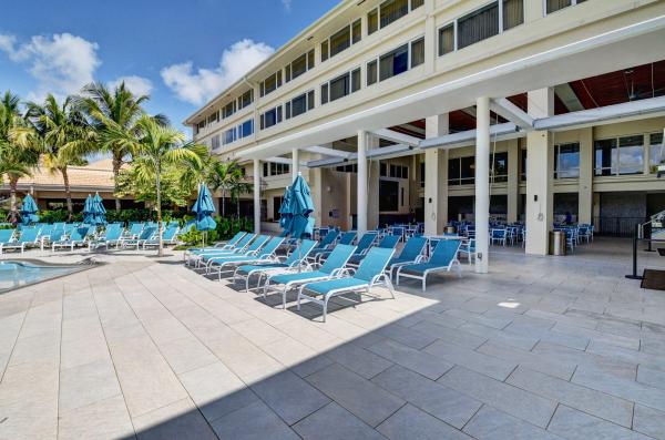Villas Of Hampshire At Hunters Run, 22 Hampshire Ln, Boynton Beach, Florida 33436, image 1