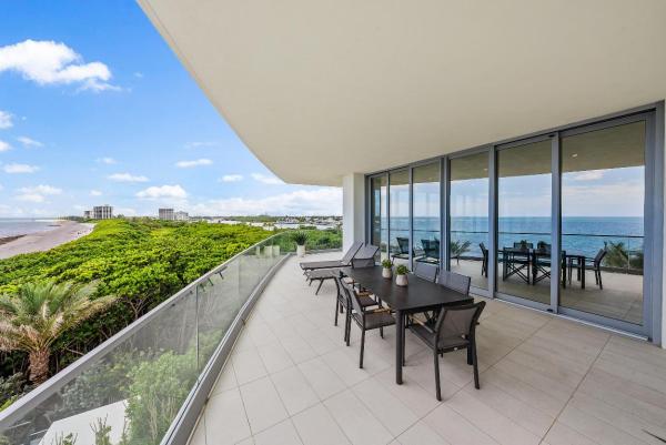 SeaGlass Jupiter Island, 1500 Beach Rd #403, Tequesta, Florida 33469, image 3