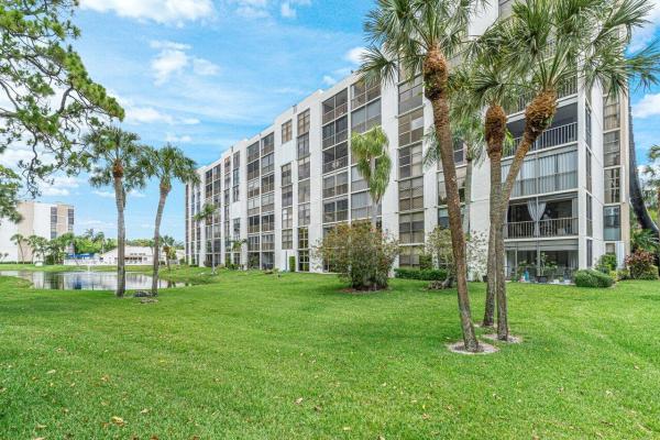 Club Royale, 6562 Boca Del Mar Dr #327, Boca Raton, Florida 33433, image 2