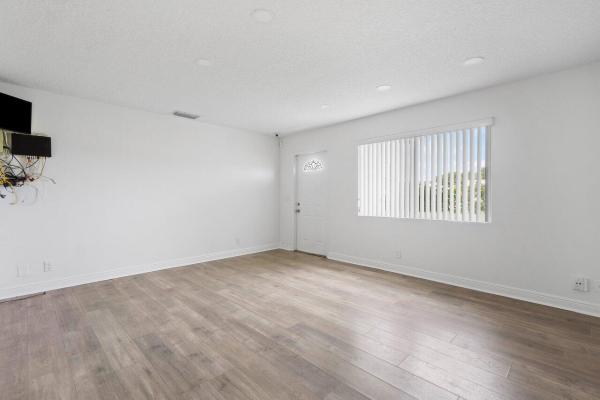 Palm Beach Cabana Colony, 3160 Capri Rd, Palm Beach Gardens, Florida 33410, image 3