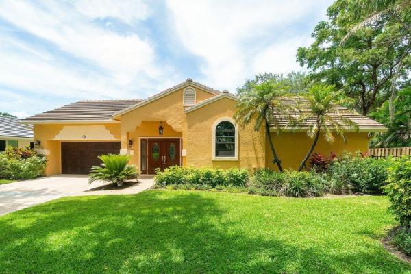 Glengary, 1 Bannock Rd, Palm Beach Gardens, Florida 33418, image 1