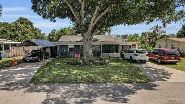Southern View, 221 Hialeah Ave, Fort Pierce, Florida 34982, image 1