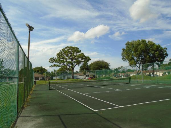 Palm Hill Villas, 4929 Regina Ct, West Palm Beach, Florida 33415, image 1
