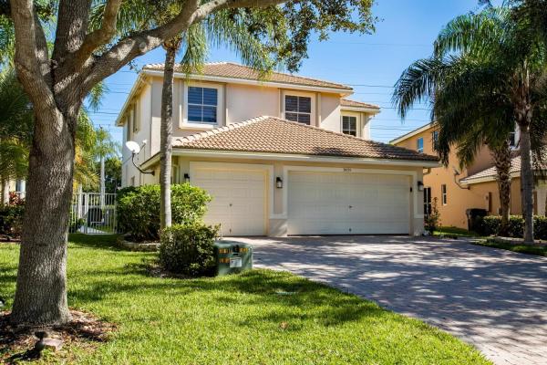 Superior At Lakes Of Laguna, 3835 Torres Cir, West Palm Beach, Florida 33409, image 1