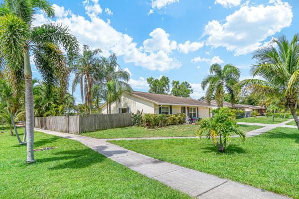 Concept Homes Of Lantana, 4832 Poseidon Pl, Lake Worth, Florida 33463, image 1