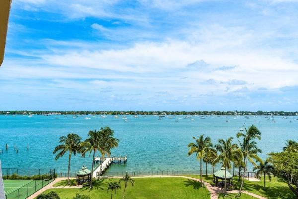 Placido Mar, 5200 N Flagler Dr #704, West Palm Beach, Florida 33407, image 1