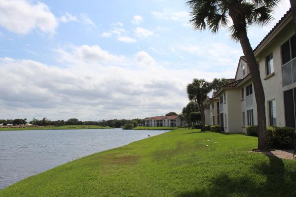 The Sterling Villages Of Palm Beach Lakes, 7107 Glenmoor Dr, West Palm Beach, Florida 33409, image 3