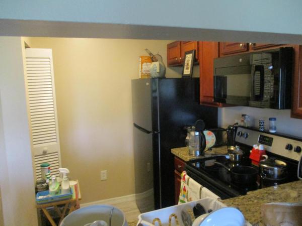 The Sterling Villages Of Palm Beach Lakes, 7107 Glenmoor Dr, West Palm Beach, Florida 33409, image 2