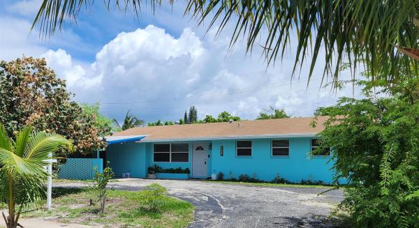 Lake Park Residential, 557 Palmetto Dr, Lake Park, Florida 33403, image 1