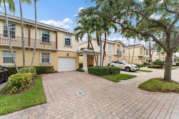 Catalina Lakes, 435 Capistrano Dr, Palm Beach Gardens, Florida 33410, image 1