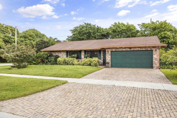 Waterford Homes, 2791 SW 10th Dr, Deerfield Beach, Florida 33442, image 1