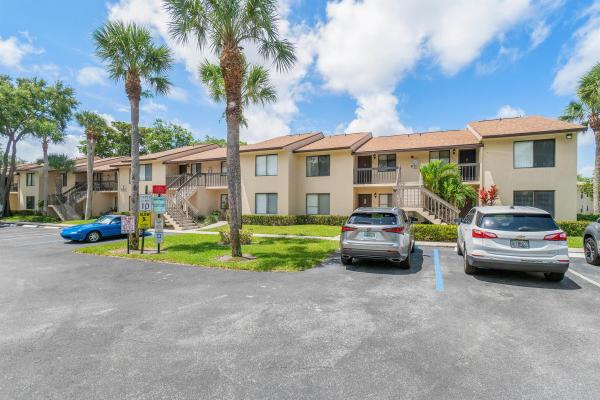 Kensington Walk, 6660 Somerset Dr #207, Boca Raton, Florida 33433, image 1