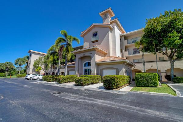 Regal Shores North At Coral Lakes, 5938 Crystal Shores Dr #202, Boynton Beach, Florida 33437, image 1