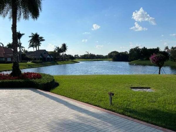 Frenchman's Creek Beach & Country Club, 3056 Miro Dr N, Palm Beach Gardens, Florida 33410, image 1
