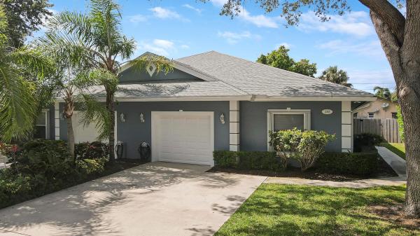 Juno Cove, 2069 Cove Ln, North Palm Beach, Florida 33408, image 1
