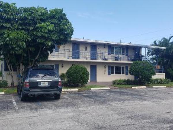 Pineapple Grove Of North Palm Beach, 817 Lighthouse Dr #A,B,C,D, North Palm Beach, Florida 33408, image 1