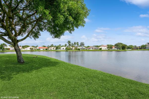 Lakeside Green, 4311 Willow Pond Cir, West Palm Beach, Florida 33417, image 2